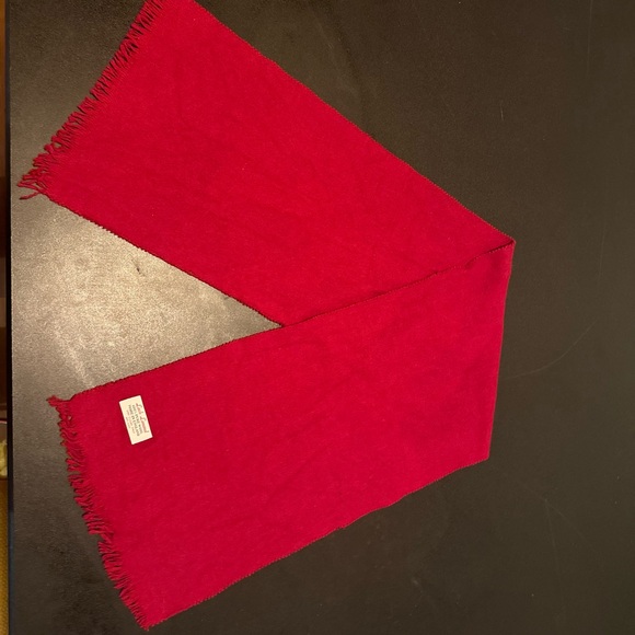 Vintage 100% Wool Burgundy Scarf - Picture 3 of 4